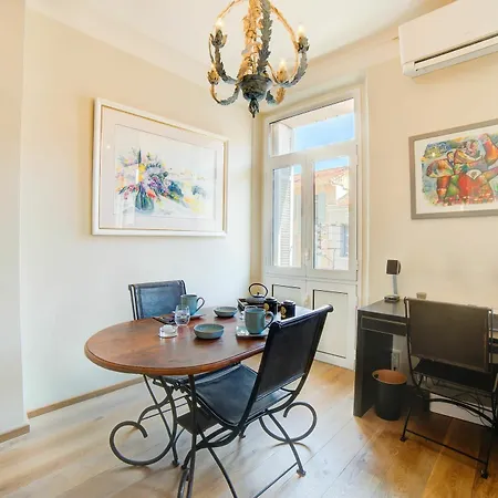 Le Cyrus Apartment 2